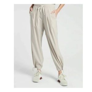 Athleta Revive joggers 4 abalone gray